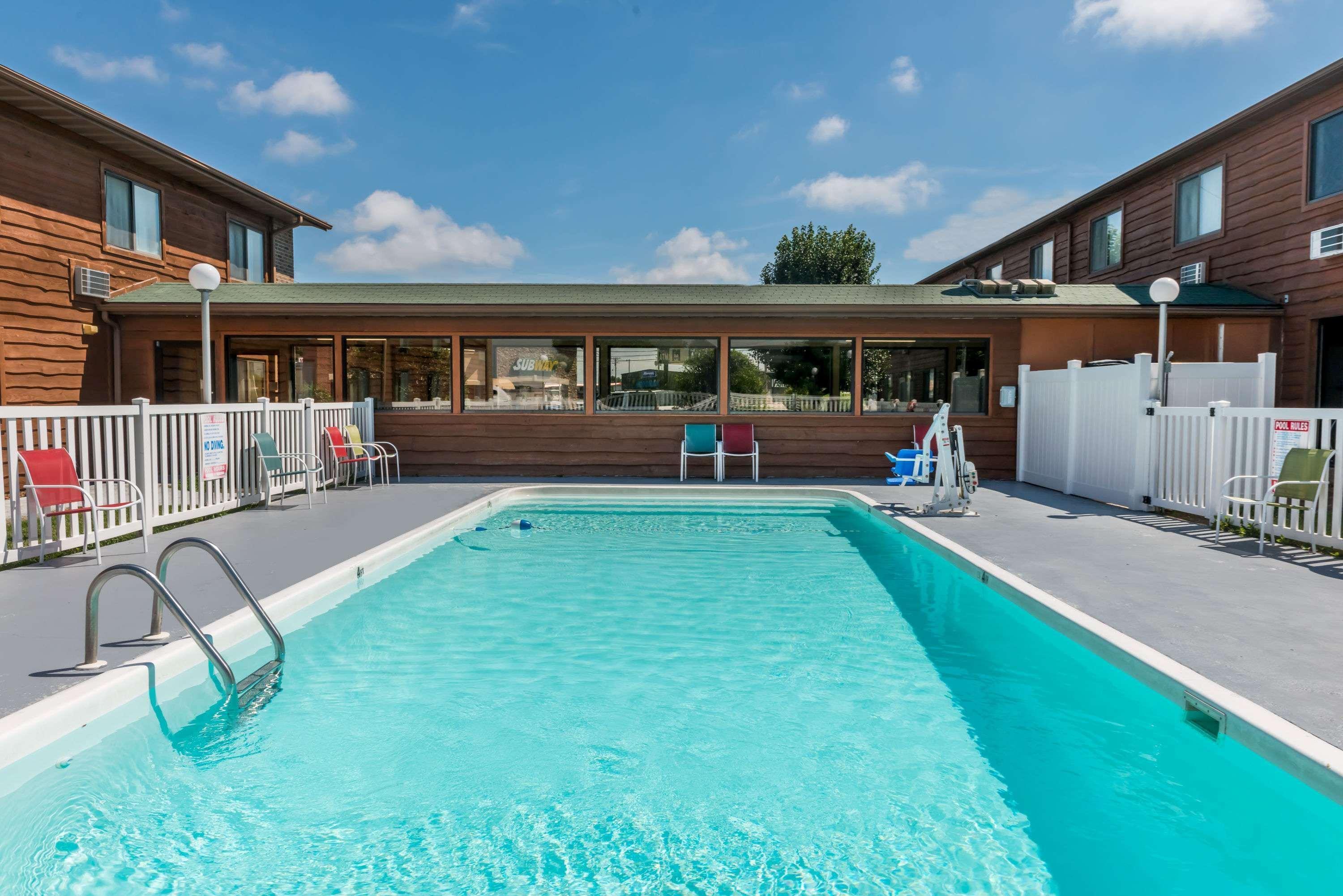 Hotel Super 8 By Wyndham Lebanon Zewnętrze zdjęcie